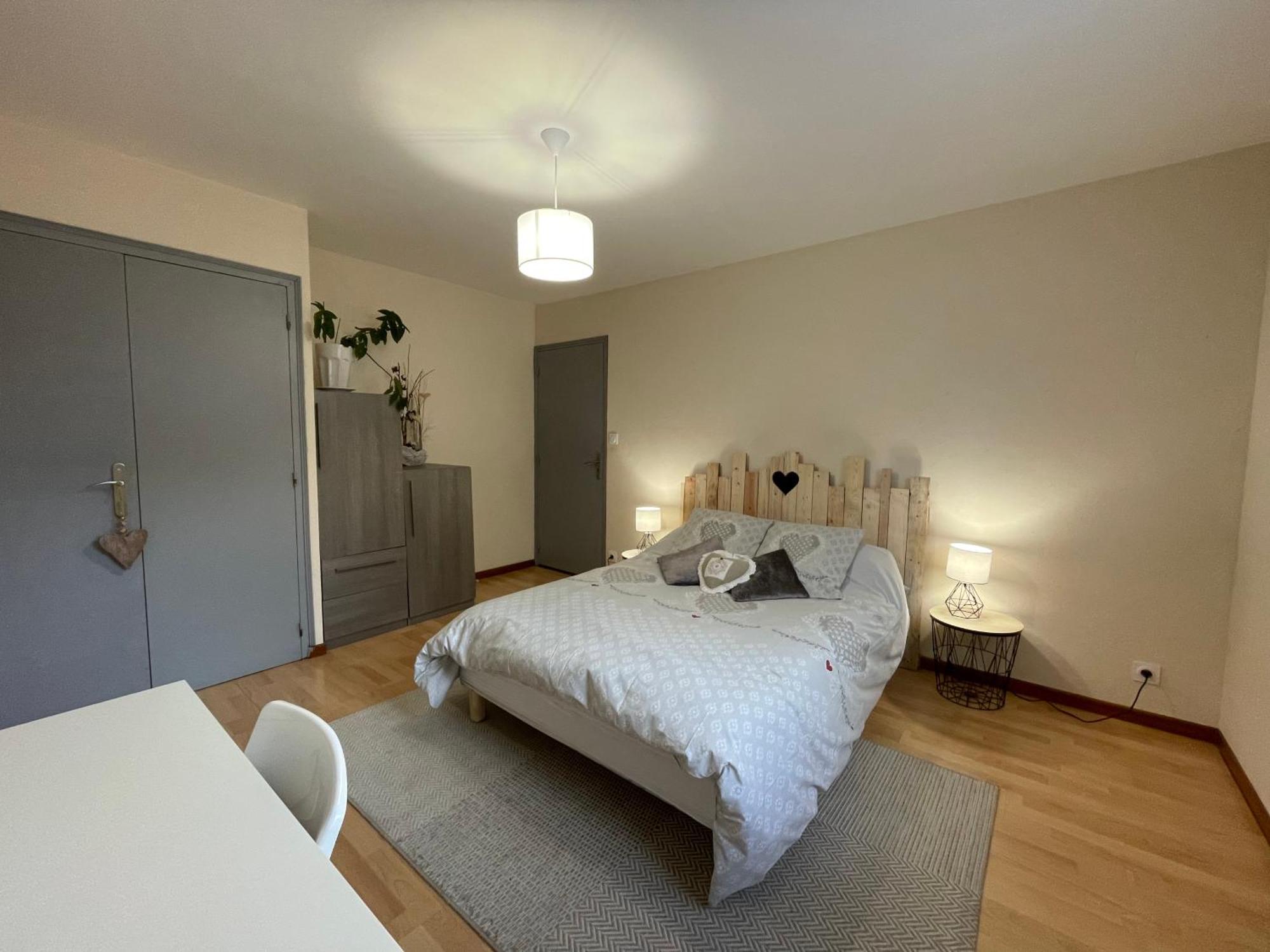 לוז-סן-סובר Bel Appartement Dans Residence Cheminee /Jardin מראה חיצוני תמונה
