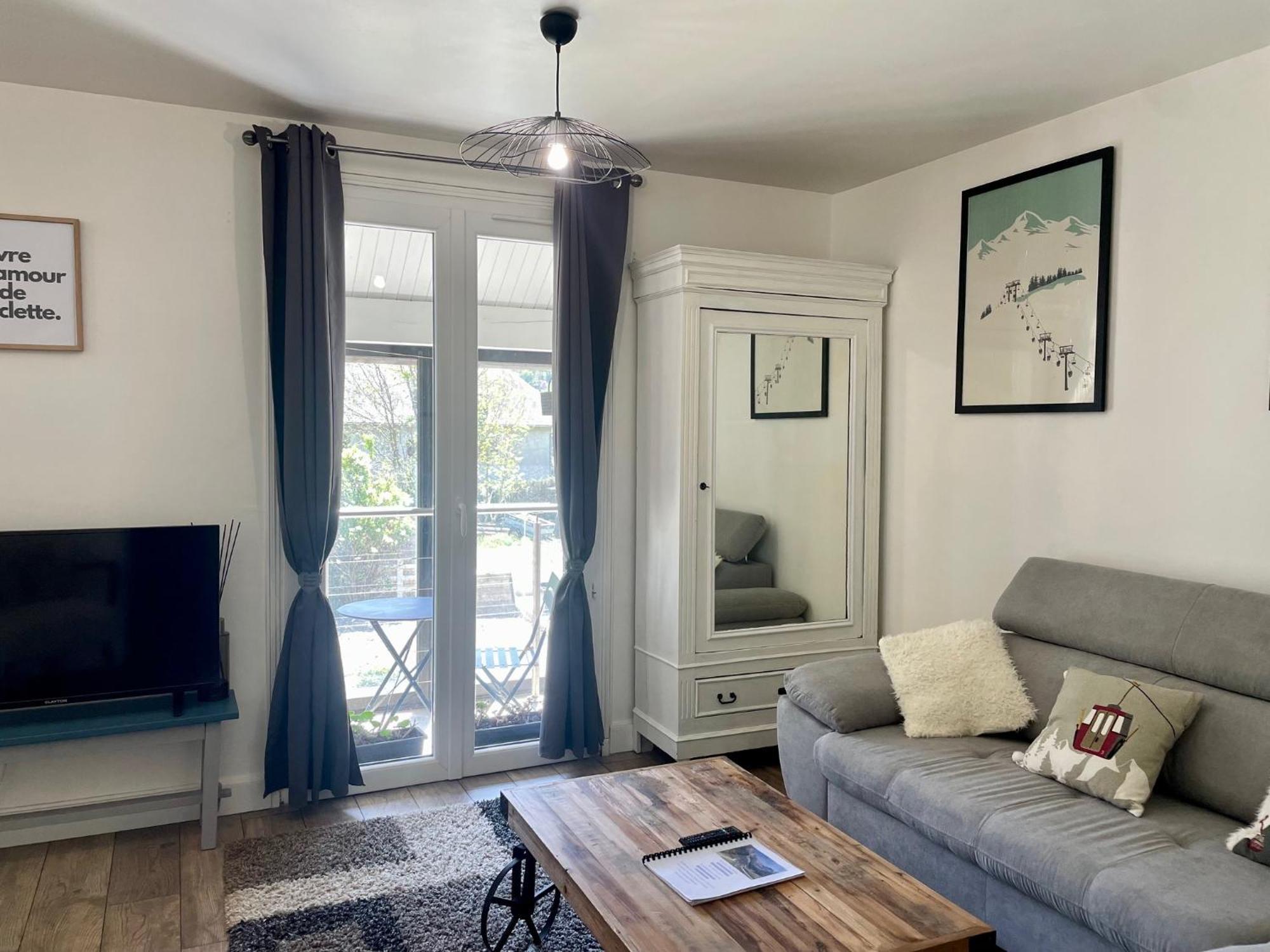 לוז-סן-סובר Bel Appartement Dans Residence Cheminee /Jardin מראה חיצוני תמונה